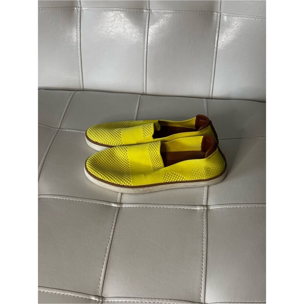 Women’s Yellow Slip-On Knit Loafers with Brown Heel Accent